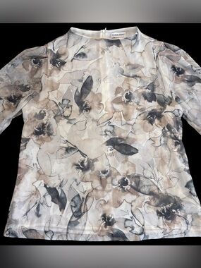 Women's Calvin Klein elegant short sleeve blouse in soft tones w/ floral design